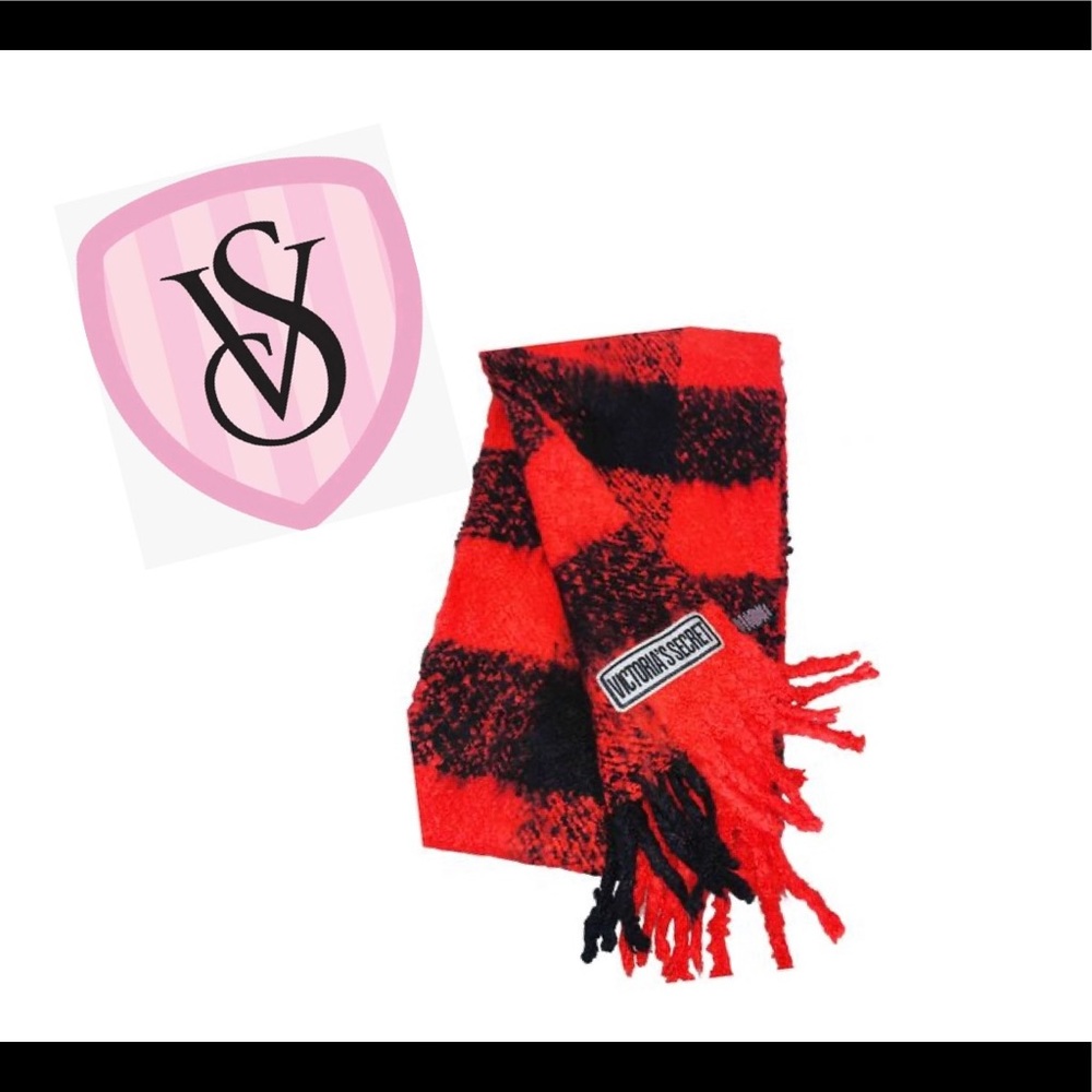 Victoria’s Secret Wool Scarf!